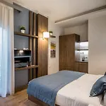 Luxurious Studios 1, Xenia Chrisy